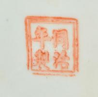 Kínai "Famille Verte" teás kanna, fedő nélkül, kézzel festett, apró kopásnyomokkal, m:13,5...