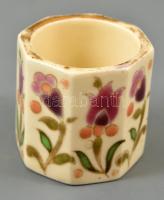 cca 1890 Zsolnay oktagon alakú kis kaspó és tégely, réz henger betéttel, egyik jelzett (családi címe...