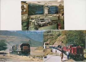 20 db MODERN külföldi vasút motívumlap vonatokkal / 20 modern European railway motive postcards with...