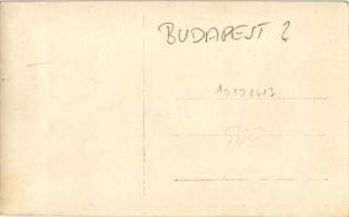 Budapest (?), országos Gyermekvédő Liga standja cserepes virágokkal, vasutasok. photo