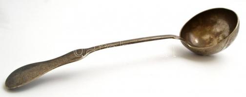 Ezüst (Ag.) merőkanál, jelzett, mesterjeggyel (B.U.)  horpadásokkal, h:28,5 cm, nettó:141 g