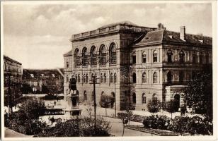 Sopron, Széchenyi tér, kaszinó