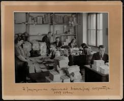 1947 a Jegynyomda vezetősége; a Jegynyomda számadó csoportja; a Jegynyomda számadó bárcajegy csoport...