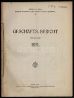 1912 Első cs. kir. szab. Duna-Gőzhajózási Társaság (DDSG.) 1911. évi üzleti jelentés és záró számadás. Wien, 1912, Első cs. kir. szab. Duna-Gőzhajózási Társaság (DDSG.),40+40 p. Magyar és német nyelven. 1 db magyar 2 K+1 db osztrák 1 K okmánybélyeggel. Papírkötésben, fűzve, a magyar rész borítóján áthúzással.