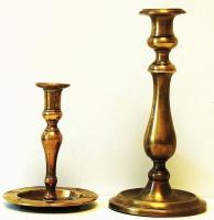 2 db réz gyertyatartó 25cm és 15 cm magas