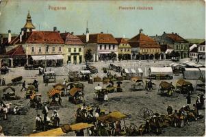 1911 Fogaras, Fagaras; Piactér, piaci árusok, üzletek. Kiadja Thierfeld Dávid / market square, market vendors and shops (EK)