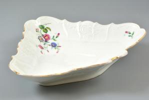 Haas&Cžjžek virágmintás kínáló tál, matricás, jelzett, apró kopásokkal, 28,4×24,5 cm