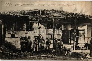 1910 Tekija, Durch Bombardement beschädigtes typisches serbisches Wohnhaus / Typical Serbian house damaged during bombardment (r)