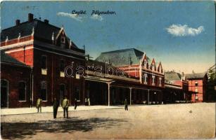 15 db főleg RÉGI magyar városképes lap / 15 mostly pre-1945 Hungarian town-view postcards