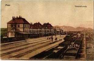 Piski, Simeria; vasútállomás a vágányokkal, tehervonatok. Adler / railway station with freight trains (EK)