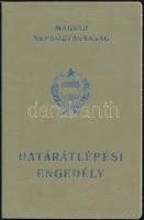 1982 Fényképes magyar határátlépési engedély a Magyarország-Jugoszlávia közötti kishatárforgalomban, számos bejegyzéssel, illetékbélyeggel