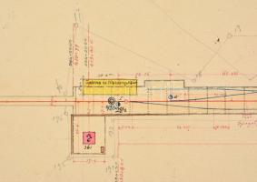 cca 1890 A Kis-Várdai vasútállomás tervrajza, valamint az állomás felvételi épületének tervrajza. Ké...