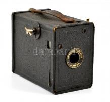 cca 1930 Thornton Pickard Imperial Portrait box fényképezőgép, működőképes, jó állapotban / Vintage British box camera in good, working condition