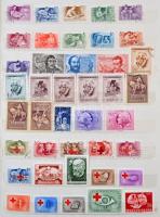 Gyűjtemény 1913-1962 blokkok  nélkül, nagyon sok postatisztával, jobb értékekkel 12 lapos nagyalakú ...