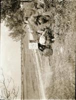 cca 1942 Thöresz Dezső (1902-1963) békéscsabai gyógyszerész és fotóművész szolgálatot teljesített eg...