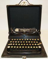 cca 1920 Remington Model 5 táskaírógép eredeti tokkal, magyar billenytűzettel, kiváló állapotban