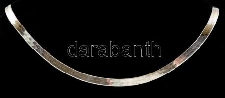 Ezüst(Ag) lapos kígyó nyaklánc, jelzett, h: 45,5 cm, nettó: 12,9 g