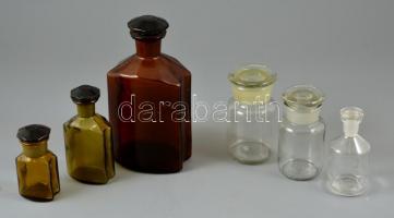 Gyógyszertári üvegek, 6 db, különböző méretekben, apró csorbákkal