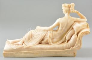 Jelzés nélkül: Fekvő félakt. Alabástrom, lepattanásokkal, m:18 cm, h:31 cm