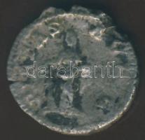 Római Császárság Iulia Domna cca 193-217. Denár Ag T:3/3-