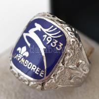 cca 1933 5 db cserkész kitűző és sapkajelvény, és egy Gödöllői Jamboree zománcozott fém gyűrű / cca ...