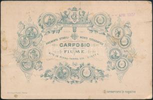 cca 1907 Osztrák-magyar katonai tisztviselő műtermi fotója, Caprosio fiumei műterméből, kartonra kas...