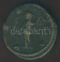 Római Császárság Iulia Domna cca 193-217. Bronzpénz T:4+