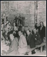 Építészek, 2 db fotó Márkus józsef anyagából, hátuljukon feliratozva, pecséttel jelzettek (Fotó &quo...