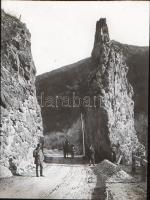 cca 1910 Leánykőszikla, Aranyos völgy Üveg dia kép. 8x8 cm