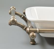 Ezüstözött fém ételkínáló pótolt porcelán tállal, 46×25 cm