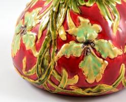 cca 1940 MÁtészalka, katona a Magyar Teherfuvarozók Országos Szövetsége (MATEOSZ) gépkocsijával,14x9...