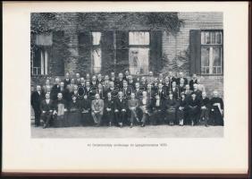 Fővárosi Alkalmazottak Nemzeti Szövetsége Oktatóosztályának tíz esztendeje. 1925-1935. Szerk.: Dausz...