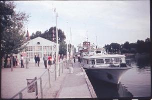cca 1960-19770 Siófok, kikötő, hajók, móló, stb., 16 db diapozitív kocka, 3,5×3,5 cm