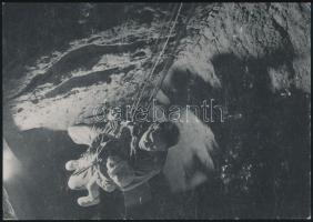 Szökés az NDK-ból az NSZK-ba képeslap, 15×10 cm