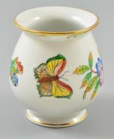 Herendi Viktória mintás kis váza, kézzel festett, jelzett, apró kopásokkal, m: 7 cm