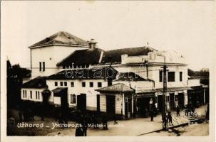1933 Ungvár, Uzshorod, Uzhorod; Mestské divadlo / városi színház, Beerman Dávidné és Társa üzlete. Kiadja A. Horák / theater, shops