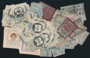 Ausztria kb 200 régi okmánybélyeg borítékban és stecklapon