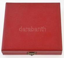 DN "Munkája Elismeréséül - Skála-Coop" kétoldalas öntött Br plakett, eredeti tokban (85mm)...