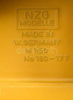 NZG modells lánctalpas, hidraulikus munkagép. Fém modell mozgatható16x24 cm