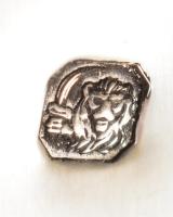 Ezüst hamutál perzsa díszítéssel. Jelzett. 81 g, d: 9 cm -