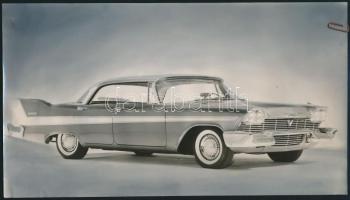 Plymouth autó, országúti cirkáló, eredeti sajtófotó, külön felirattal, 13×23 cm