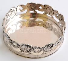 Ezüst boros palack alátét rózsa díszítéssel Jelzett. 93 g, d:9,5 cm