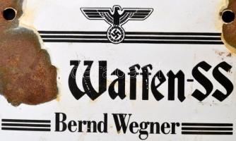 Bernd Wegner (The) Waffen SS. zománc tábla. Sérült. 12x17 cm