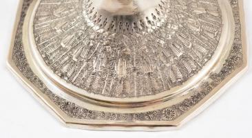 Ezüst gyertyatartó perzsa mintával, jelzett. 172g  11 cm