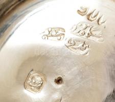 Ezüst Iráni tejkiöntő és cukortartó 900-as ezüst, perzsa mintával, jelzett. 112 g d:8 cm, m:8 cm