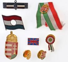 8db-os nagyrészt magyar címere jelvény és kitűző tétel, közte 1956-os lyukas zászló, kokárda formájú valamint egy darab brit zászló T:1,1-