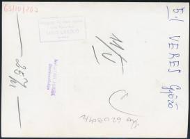 1963 Veres Győző (1936-2011) világbajnok súlyemelő, MTI sajtófotó, pecséttel jelzett, 18×13 cm