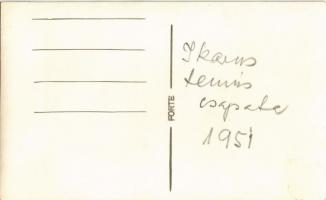 1951 Ikarus tenisz csapata, versenycsapat / Hungarian tennis players. photo