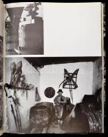 Korniss Péter: Elindultam világ útján... Magyar népszokások. Bp., 1975, Corvina. Kartonált papírköté...