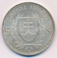Szlovákia 1944. 50K Ag "Függetlenség 5. évfordulója" T:2 patina 
Slovakia 1944. 50 Korun ...